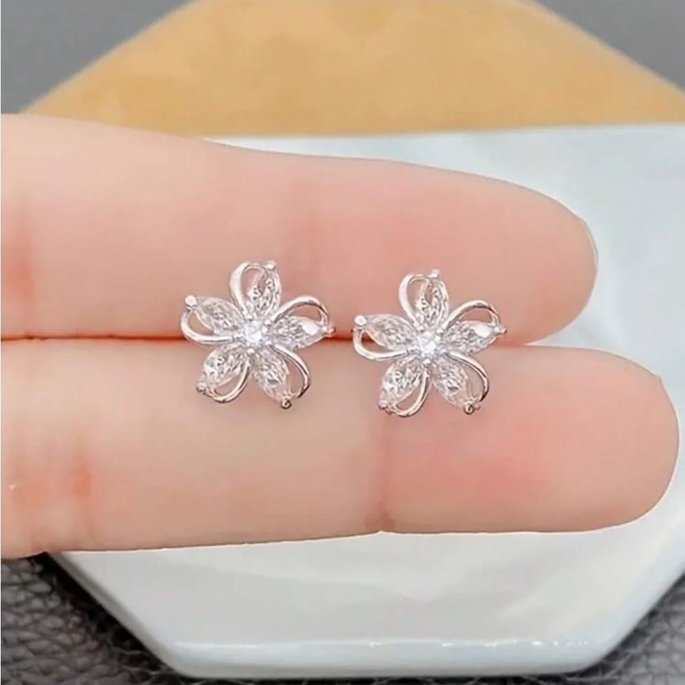 Elegant Rose Gold Flower Stud Earrings